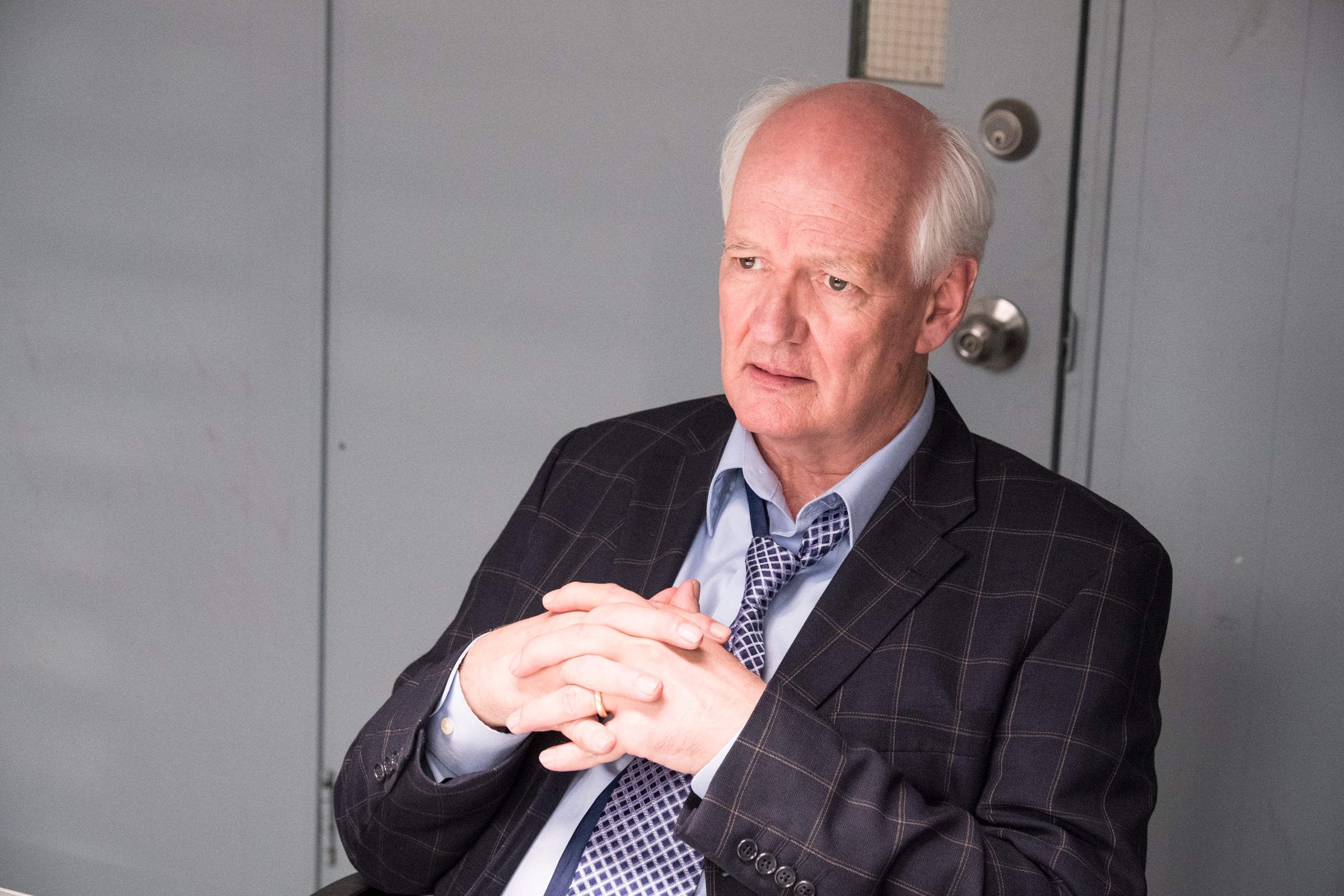 Detective Morton — Colin Mochrie